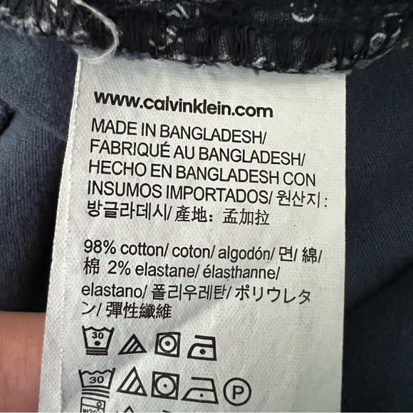 Calvin Klein Men’s Faded Dark Blue Jean Pants Size 32W 32L - Picture 9 of 11